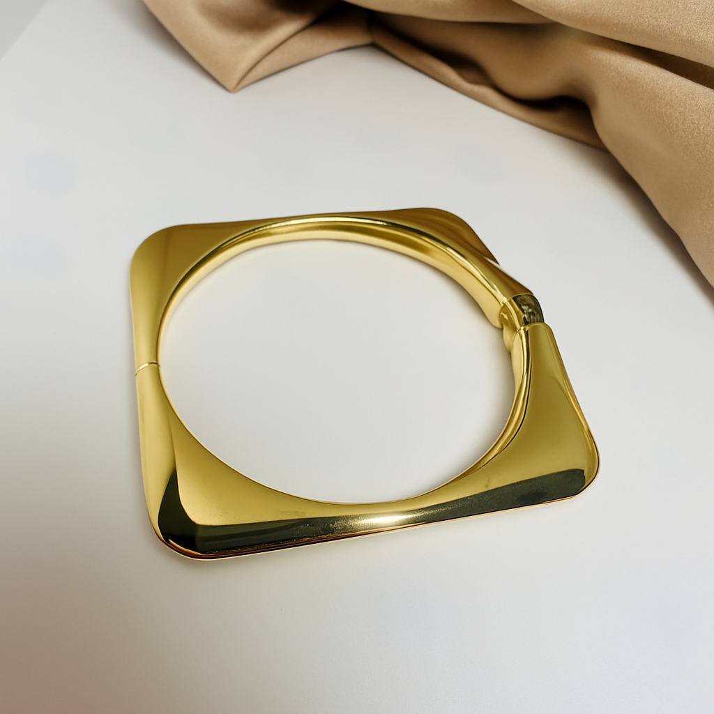 Gleam Square Bangle