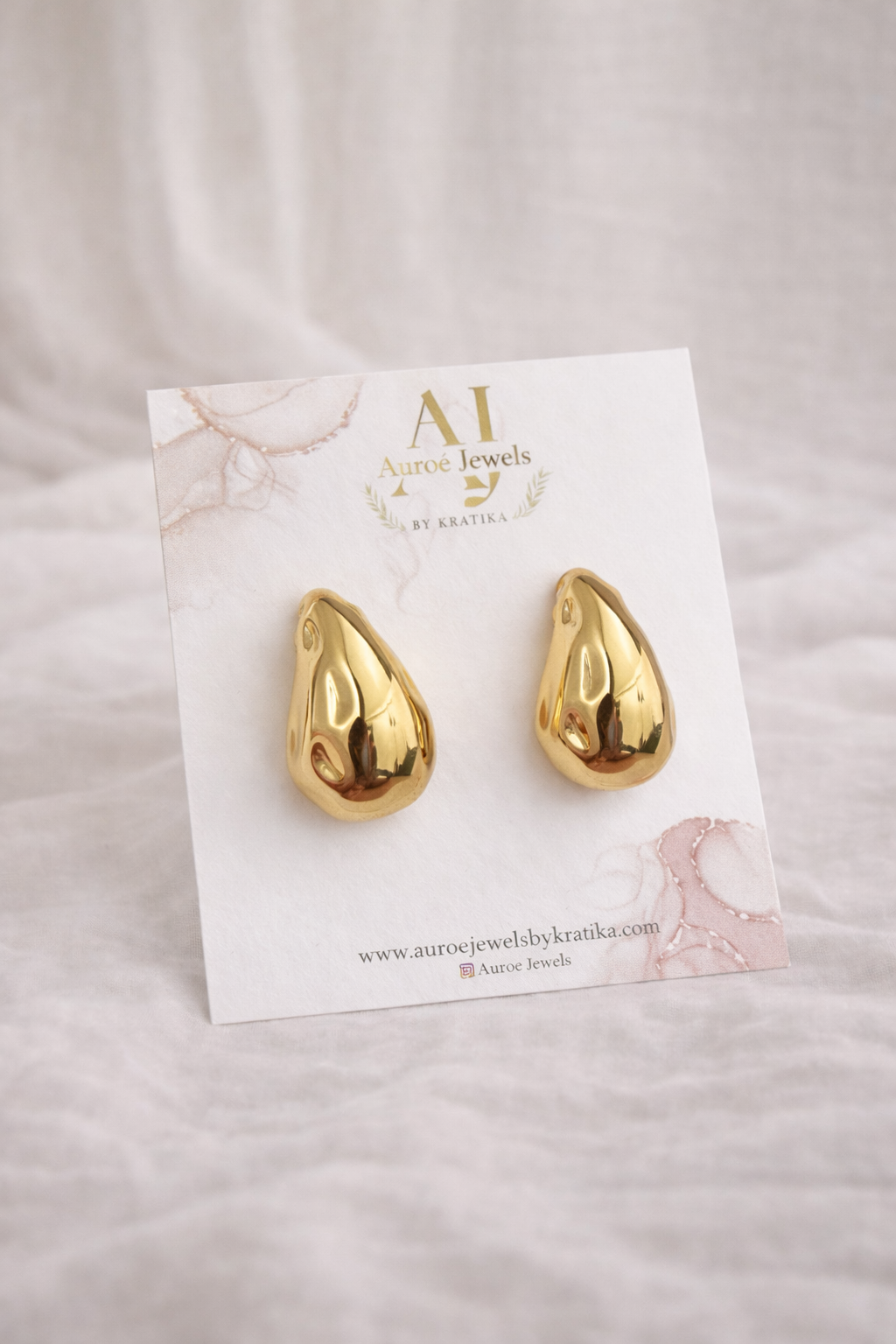 Sculpted Gold Studs