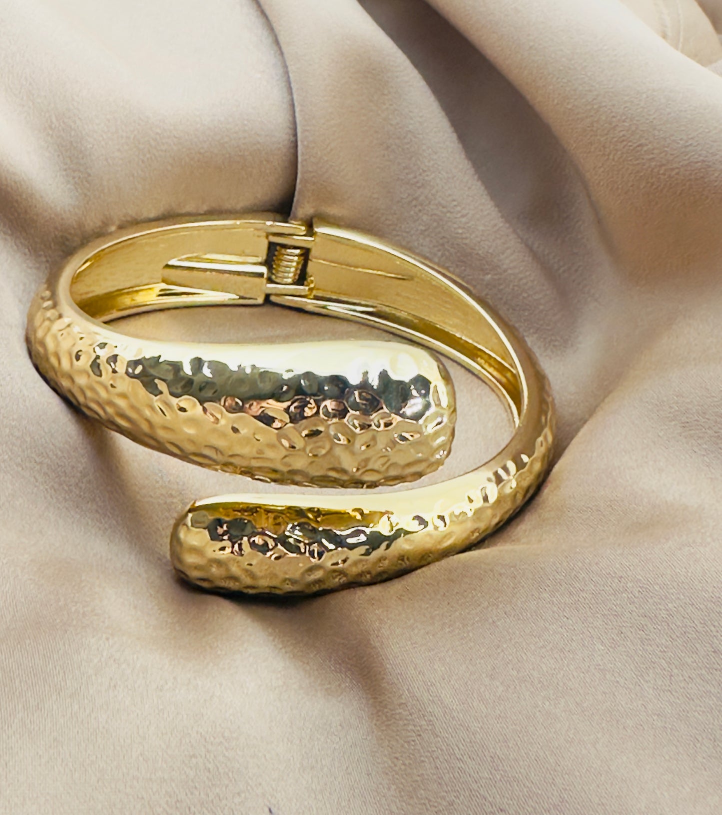 Golden Curve Bracelet