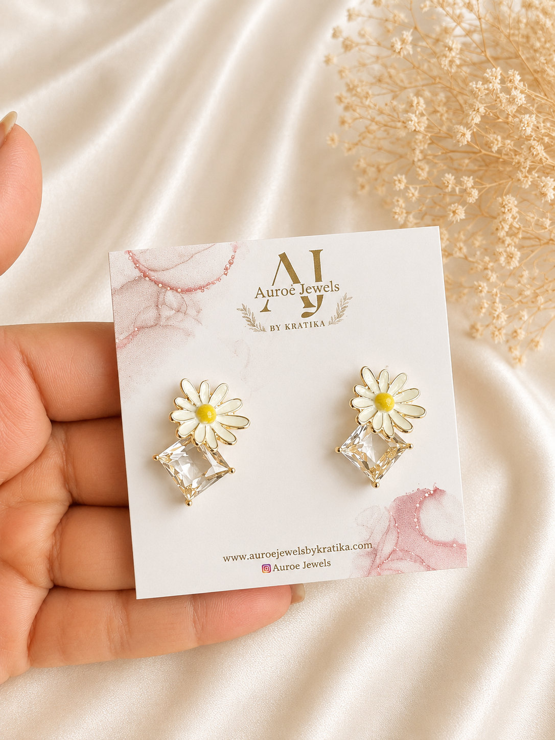 Korean Daisy Earrings