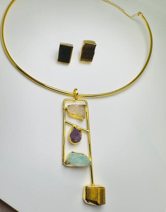 Hasli Necklace Set with Earrings