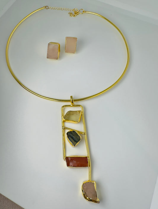 Hasli Necklace Set with Earrings