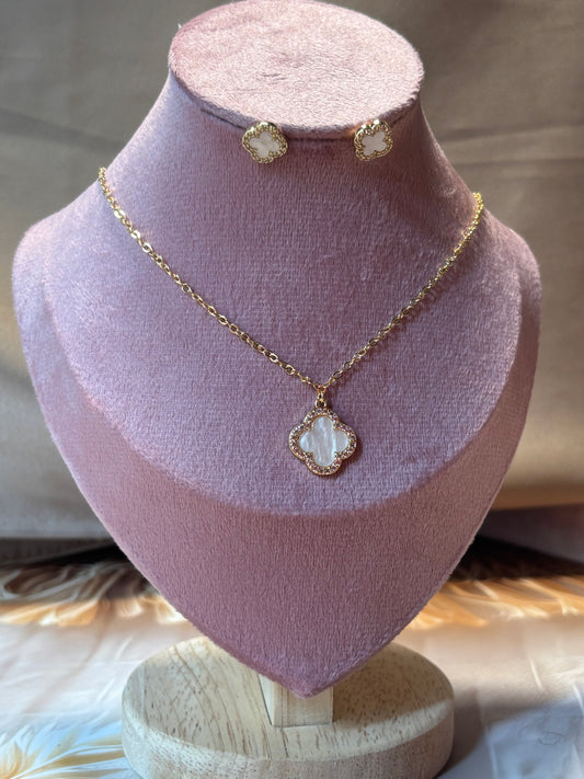 Necklace set- Bloom