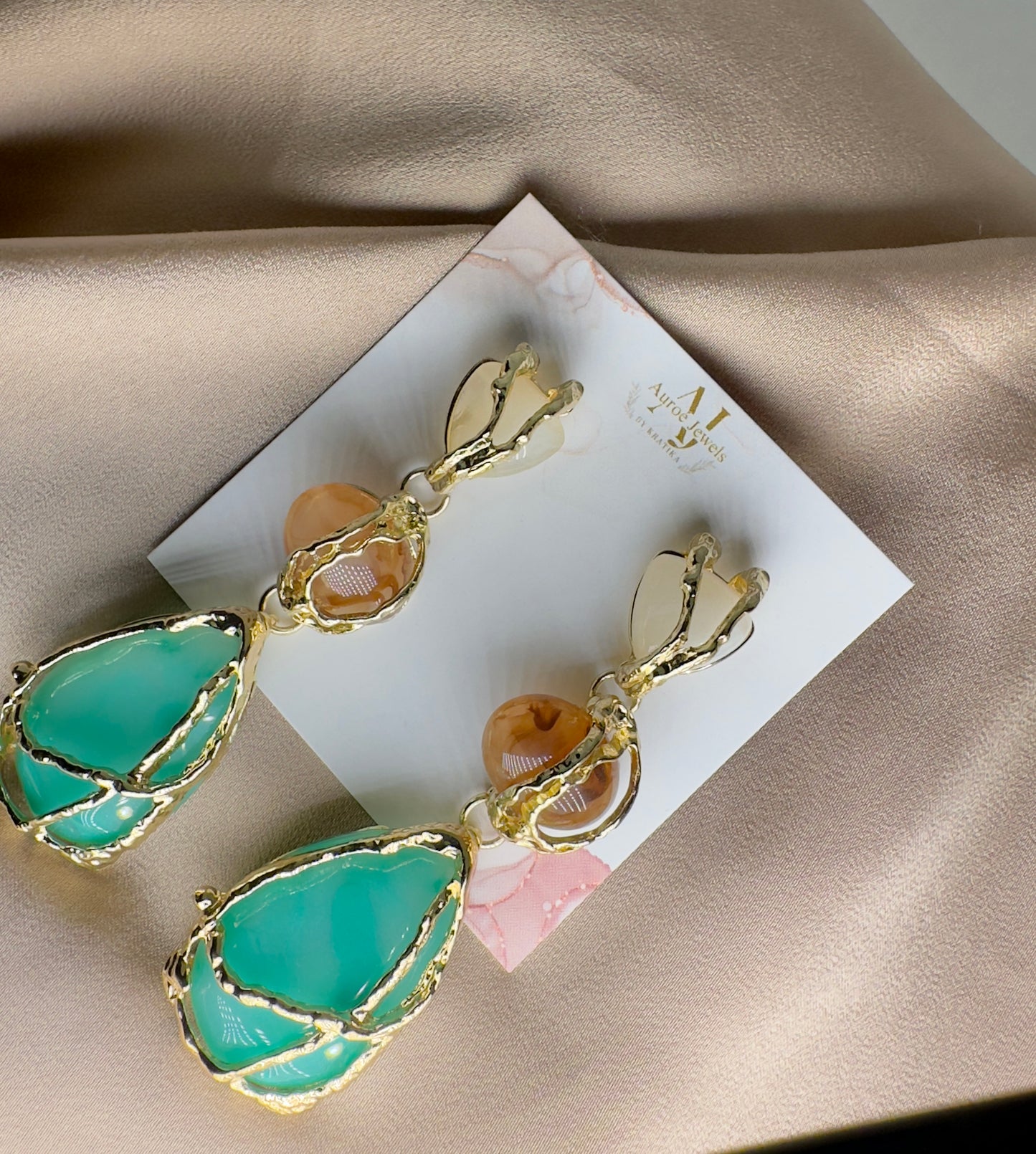 Statement drop earrings
