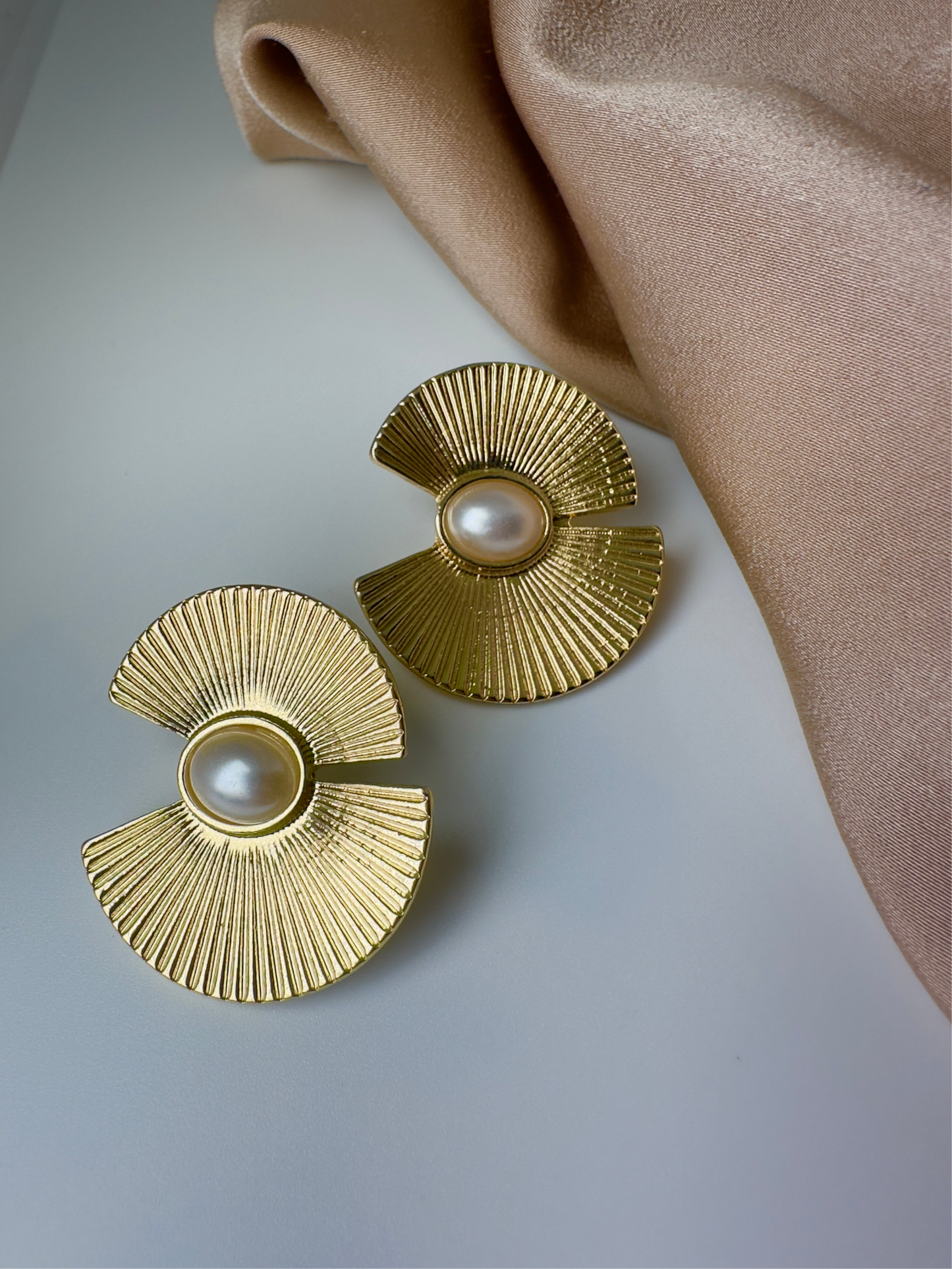 Pearl Bloosom Earrings